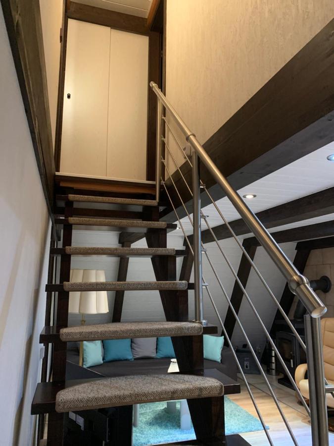 Natur Pur - Waldurlaub Im Tiny House Ronshausen Exteriér fotografie