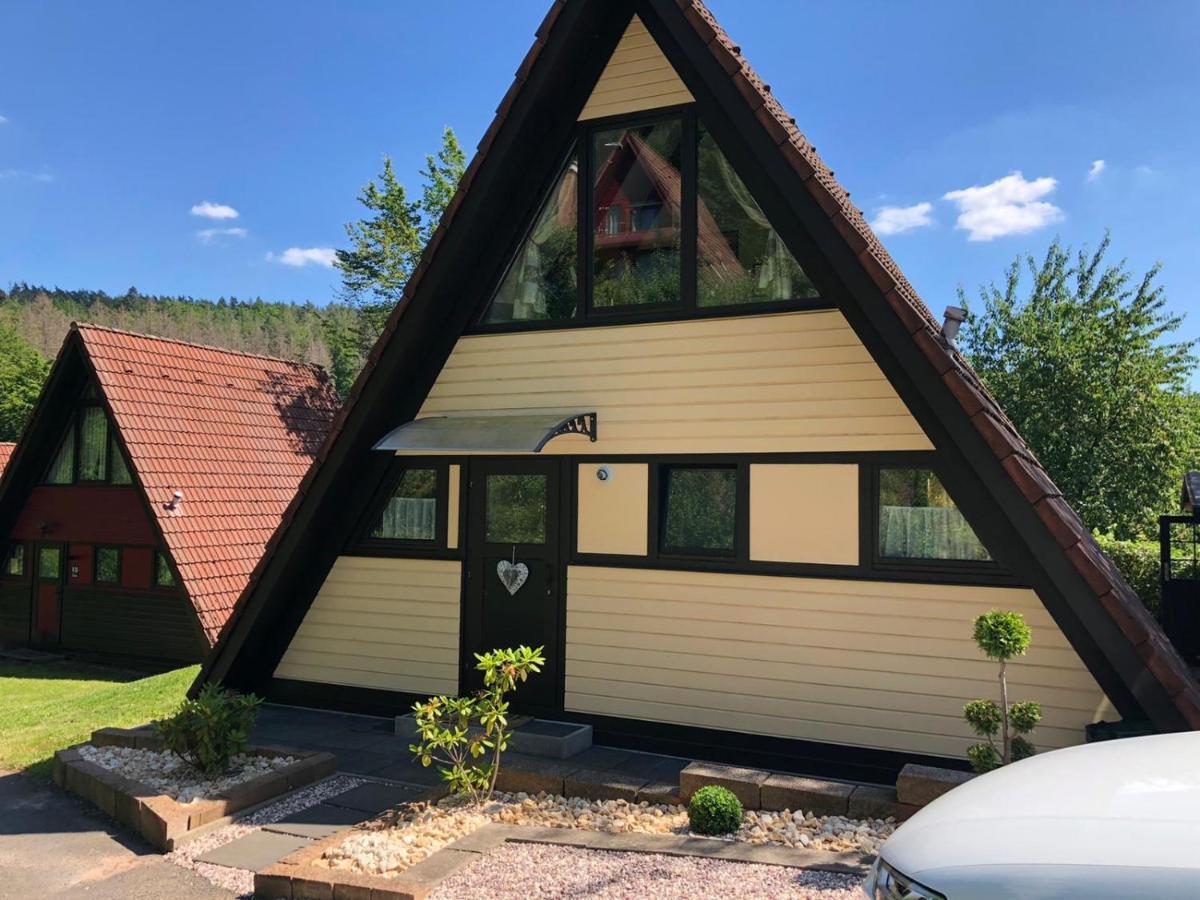 Natur Pur - Waldurlaub Im Tiny House Ronshausen Exteriér fotografie
